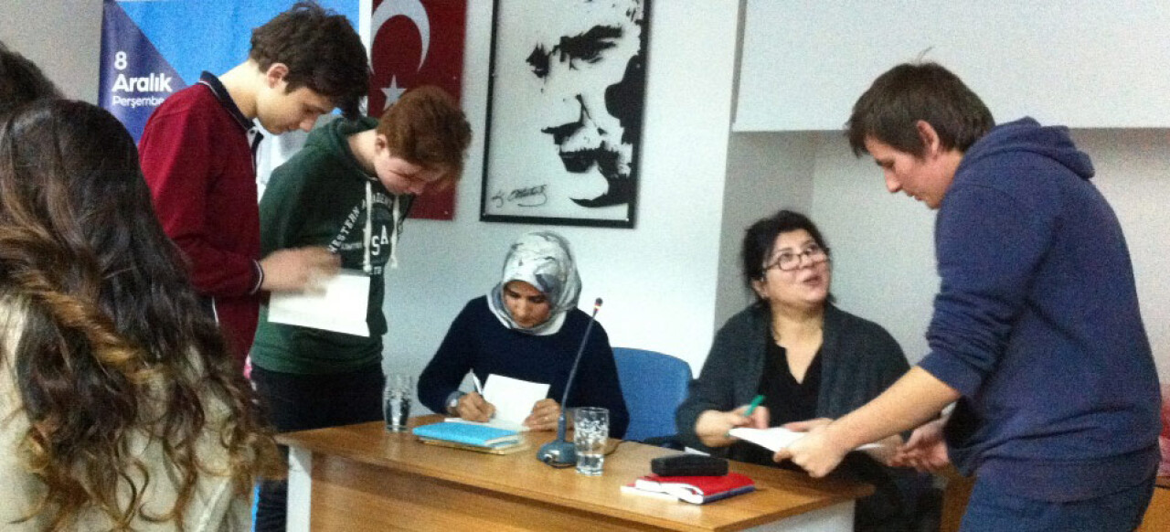 Tes-İş Anadolu Lisesi’nde Söyleşi ve İmza Günü