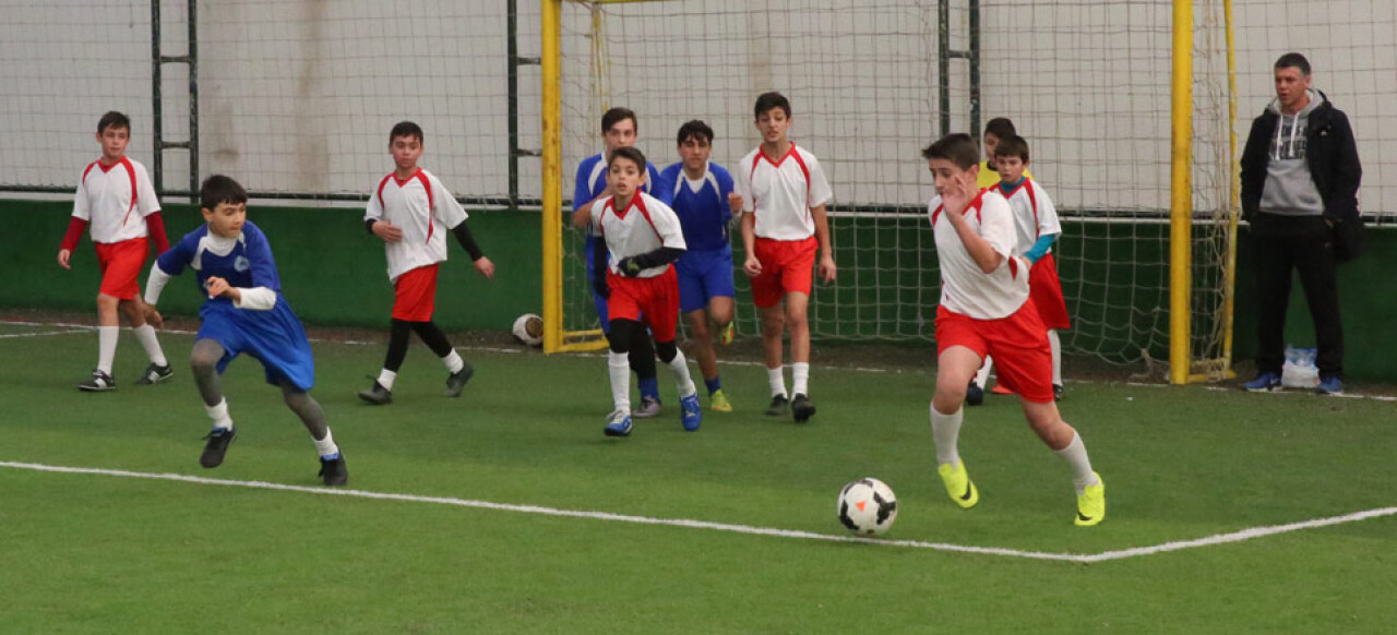 Mahalleler Arası Minikler Futbol Turnuvasında Finale Kalanlar Belli Oldu