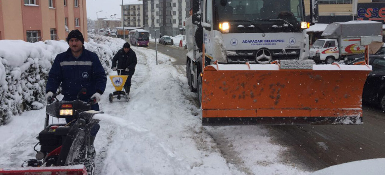 Adapazarı Belediyesi 7/24 çalıştı