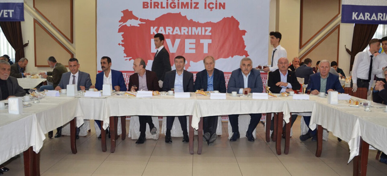 AK Parti ve MHP’liler Kahvaltıda Buluştu