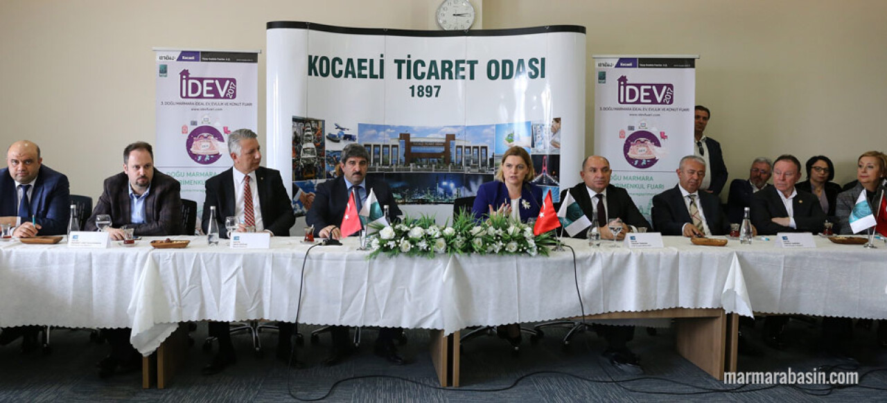 Kocaelili işadamları görüş ve önerilerini CHP heyetiyle paylaştı
