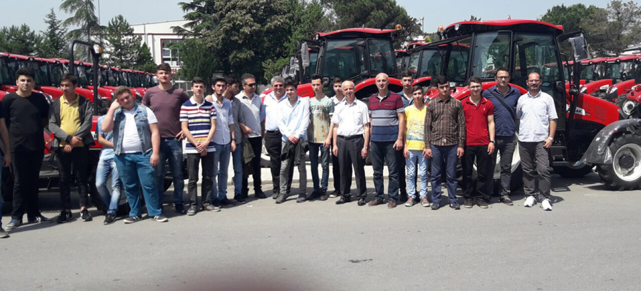 Staj Öğrencilerine Fabrika Gezisi