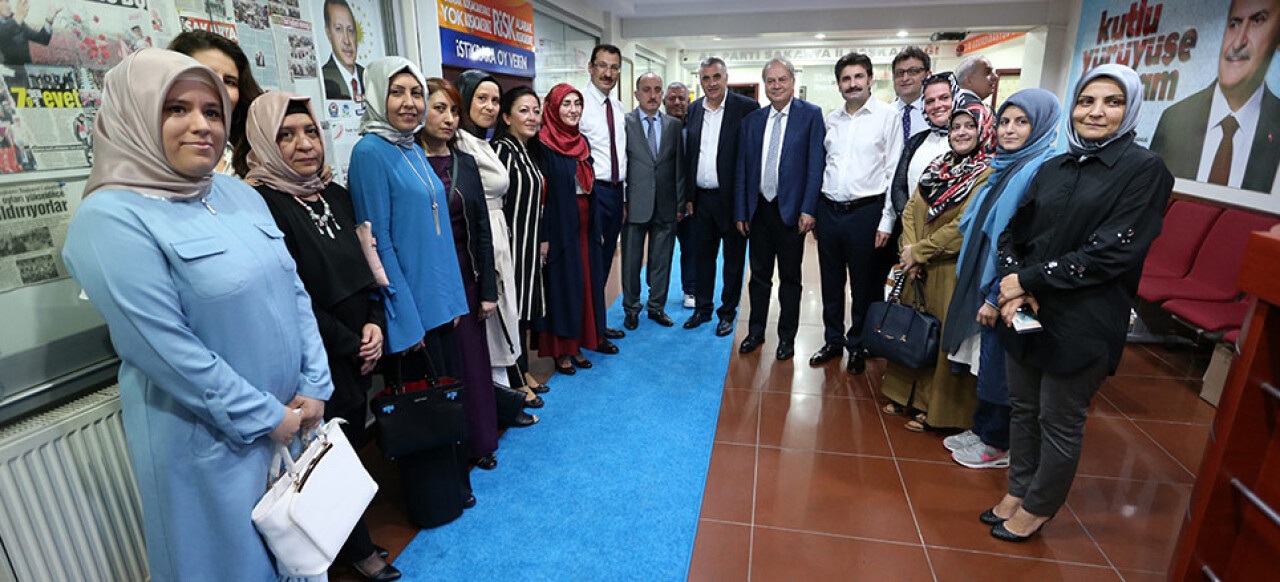 'Bayram kardeşlik coğrafyasında bir başkadır'