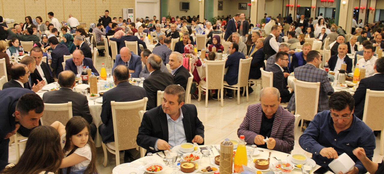 Sakarya Ticaret Borsası iftarda buluştu