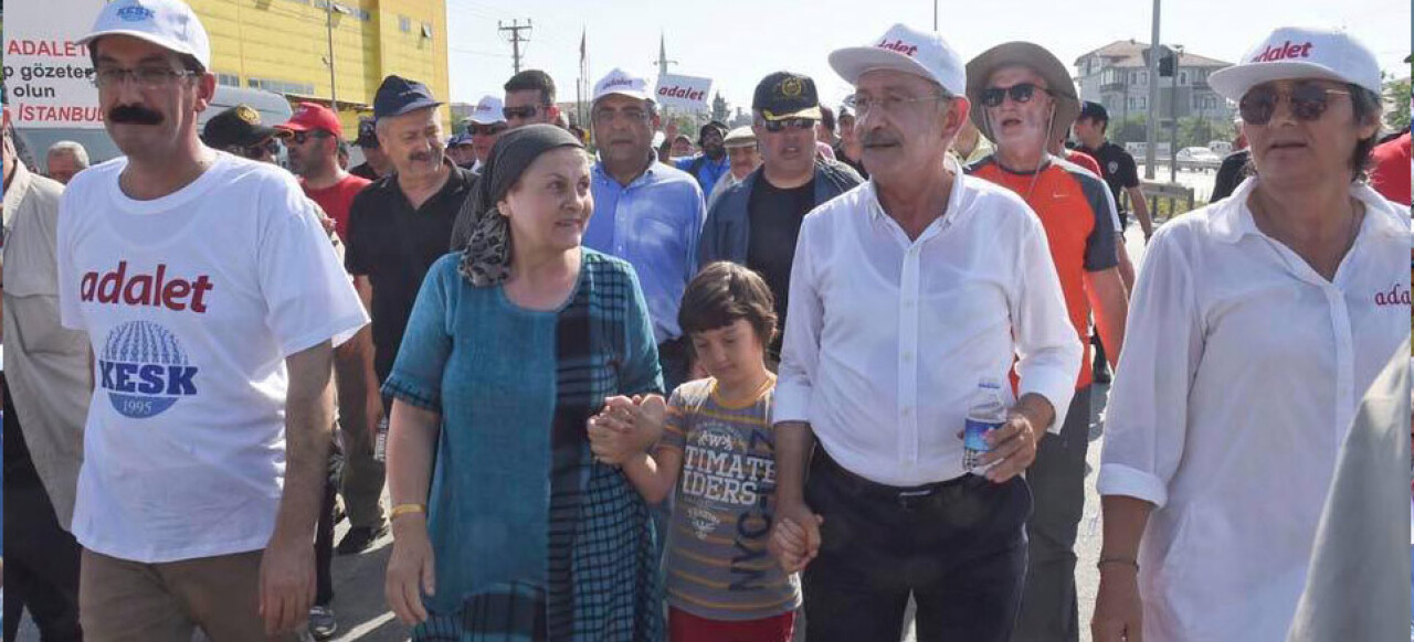 Engin Özkoç 'Teşekkürler Sakarya'