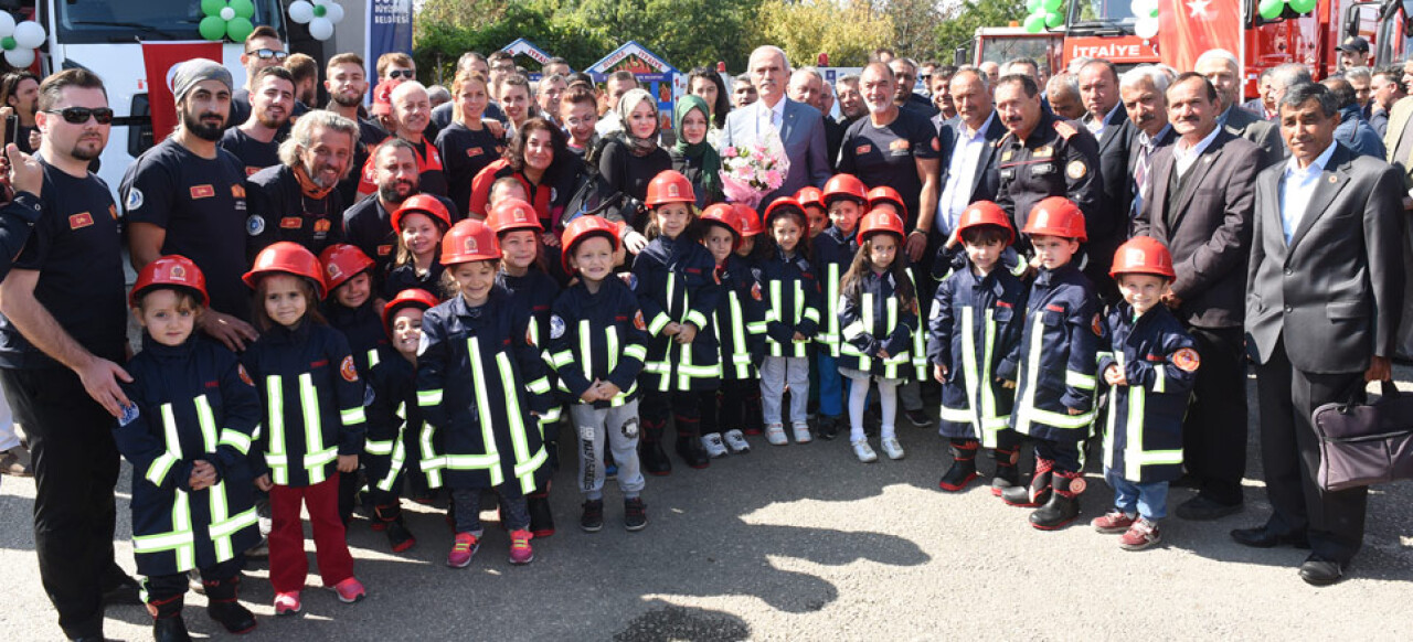 Bursa İtfaiyesi yeni araçlarla güç kazandı