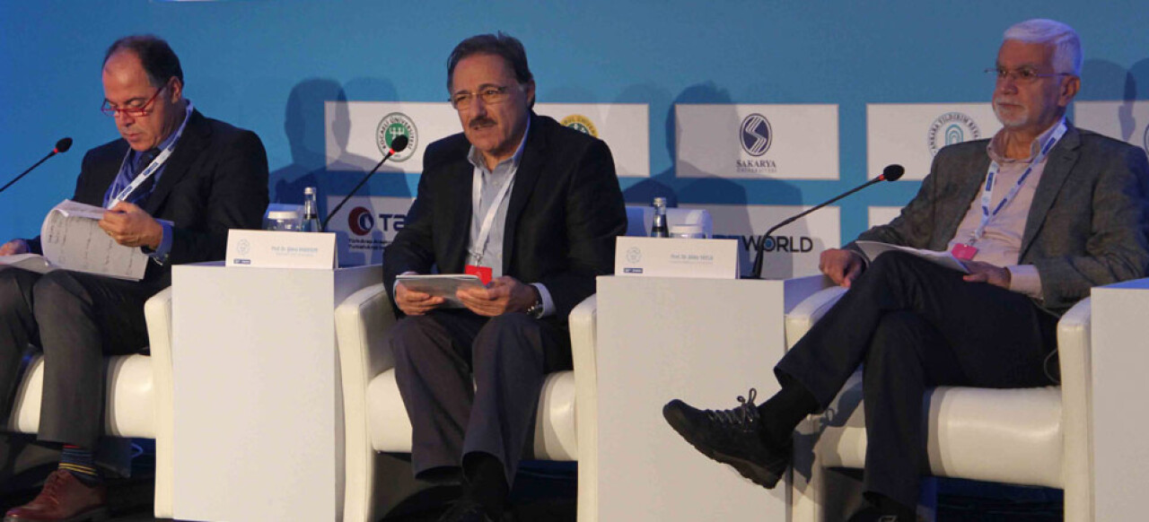 15 Temmuz darbelerin önlenebileceğini öğretti