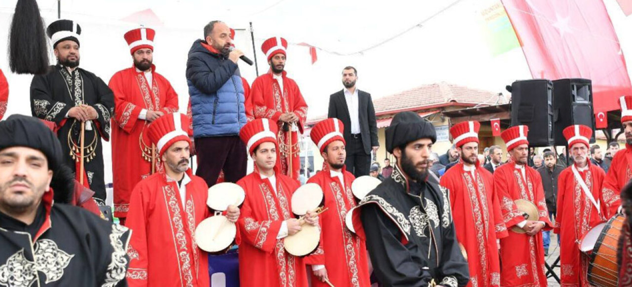 'Dernekler bizim yol arkadaşlarımızdır, can yoldaşlarımızdır'