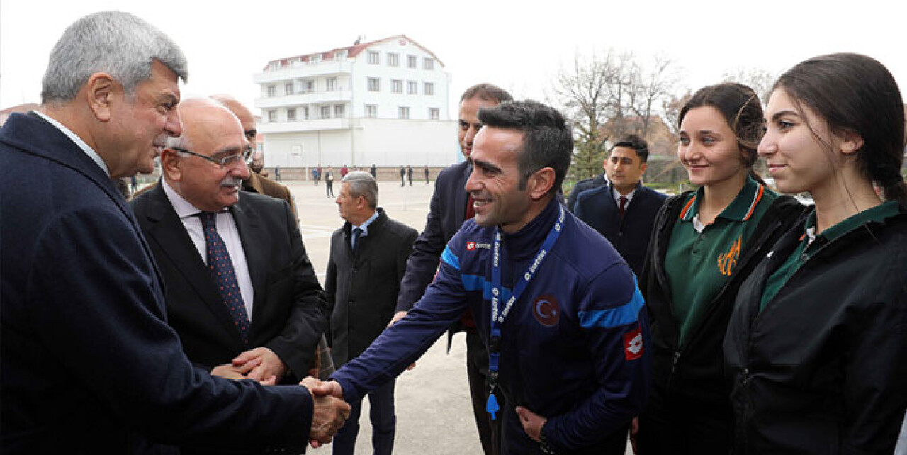 'Milli yazılımın önemini çok iyi kavrayın'