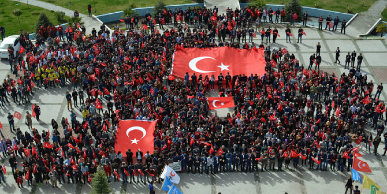 BAÜN'de Zeytin Dalı Harekatına Destek ve Şehitleri Anma Yürüyüşü Yapıldı