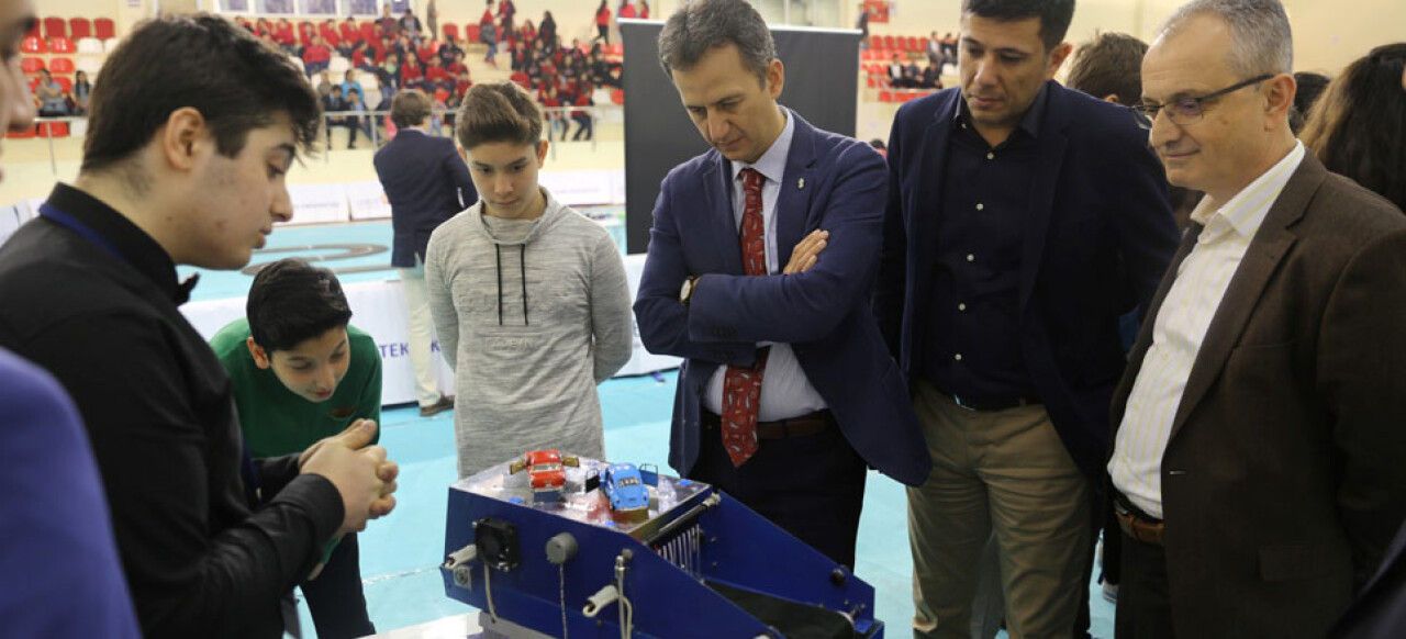 Robot Olimpiyatları GTÜ’de başladı