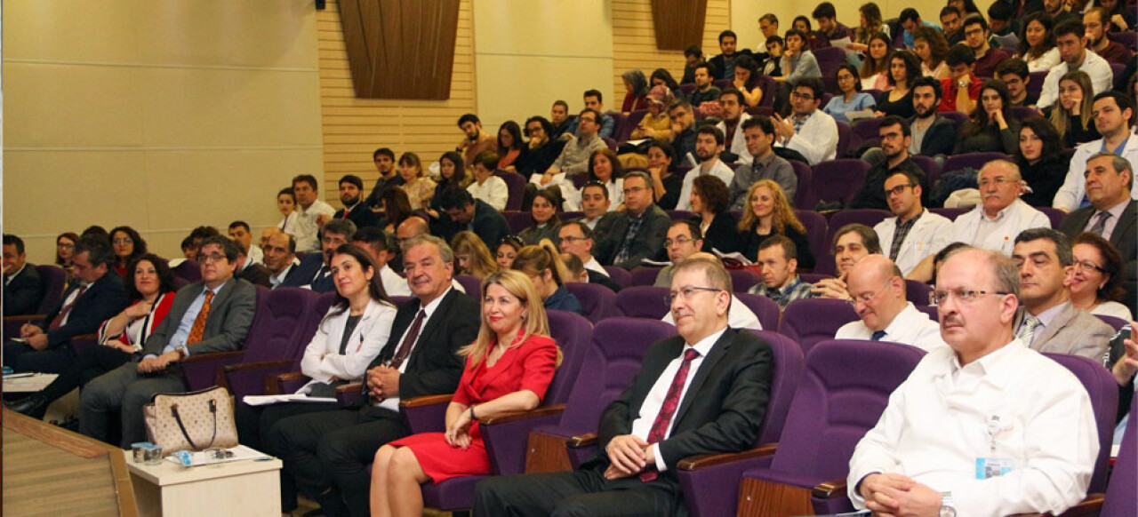 İKÇÜ Tıp Eğitim Kalitesini tescilliyor