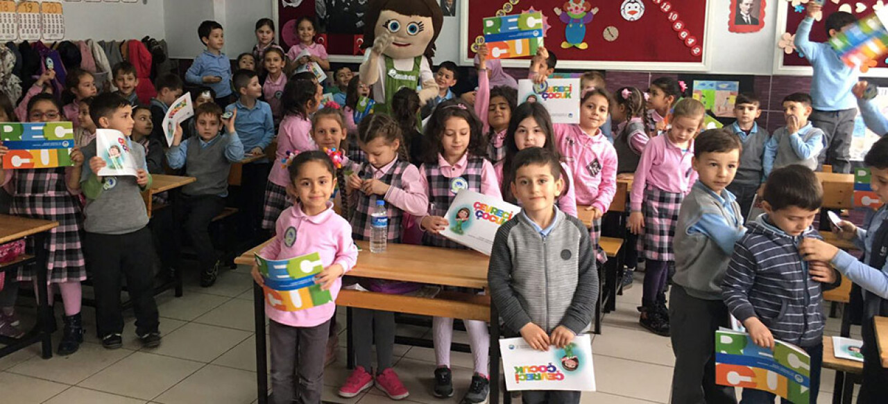 Sakarya'da çevreye duyarlı minikler yetişiyor