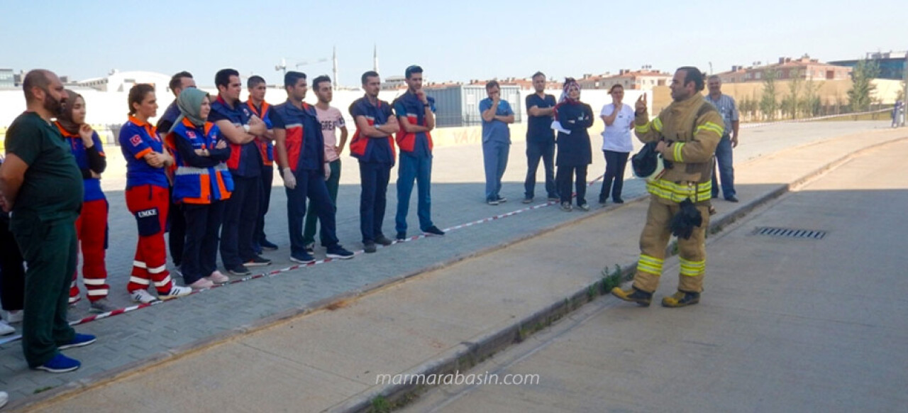 Tuzla Devlet Hastanesi'nde yangın tatbikatı yapıldı