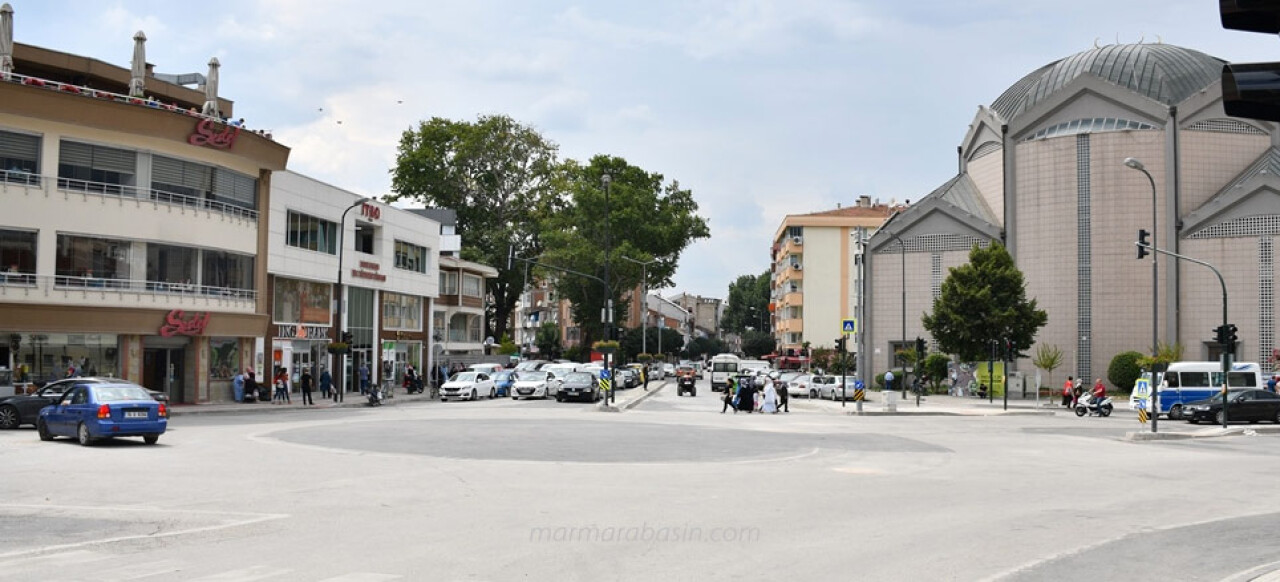 Belediye Kavşağı Hafta Sonu Trafiğe Kapalı