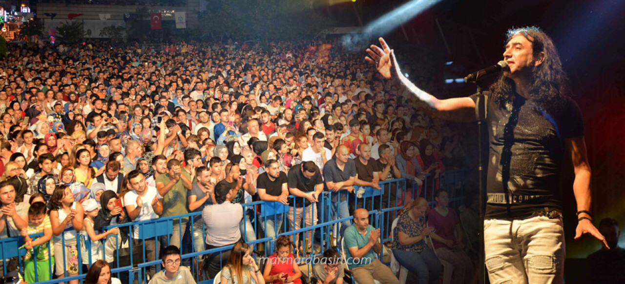 Murat Kekilli konserine yoğun ilgi