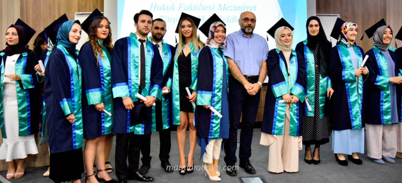 Sakarya Üniversitesi Hukuk Fakültesi Mezuniyet Töreni