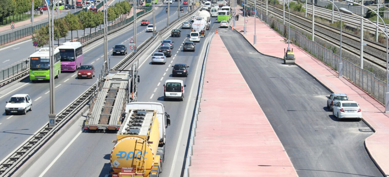 Kocaeli'nde toplu taşıma araçlarının ek şeridi açılıyor