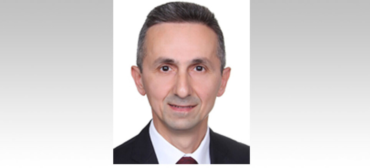 Prof. Dr. Ali Osman Ayhan Kimdir?