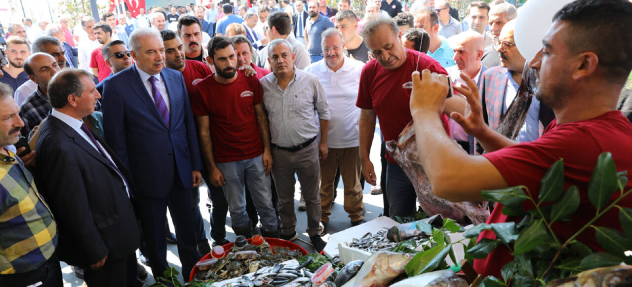 Kumkapı Balıkçılar Çarşısı modern haliyle hizmete açıldı