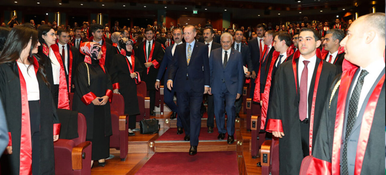 'Yargının içinde kamplaşmalara, yasa dışı örgütlenmelere kesinlikle izin vermeyeceğiz'