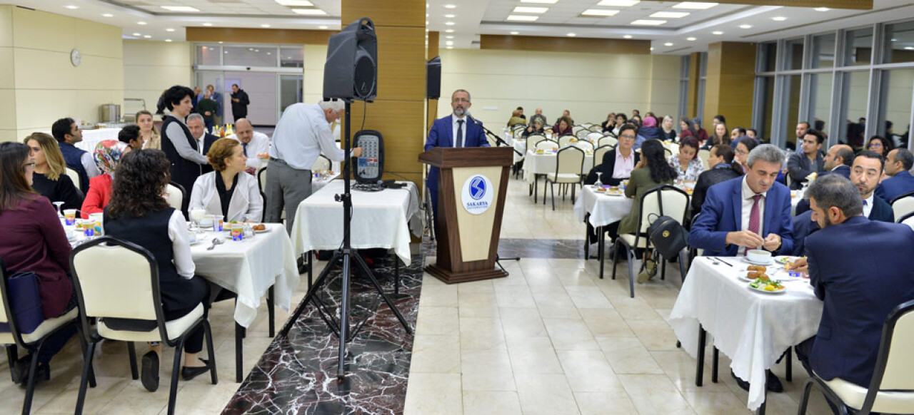 Rektör Savaşan SAÜ Kalite Elçileri ile Buluştu