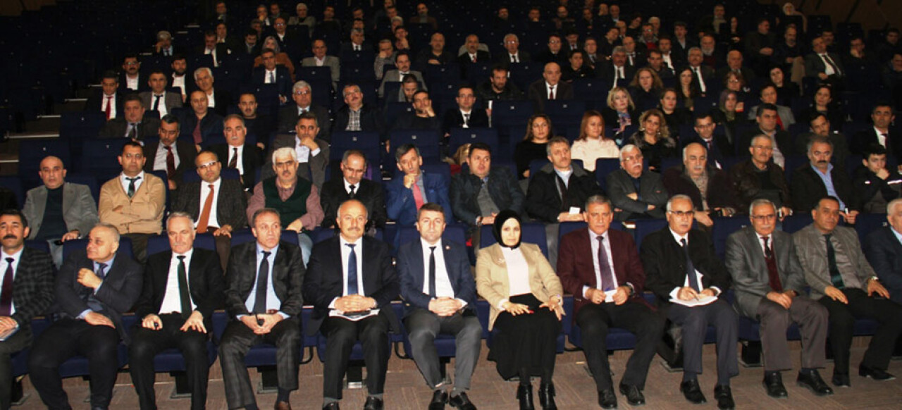 Sakarya'da Lider Eğitim Yöneticileri Paneli düzenlendi