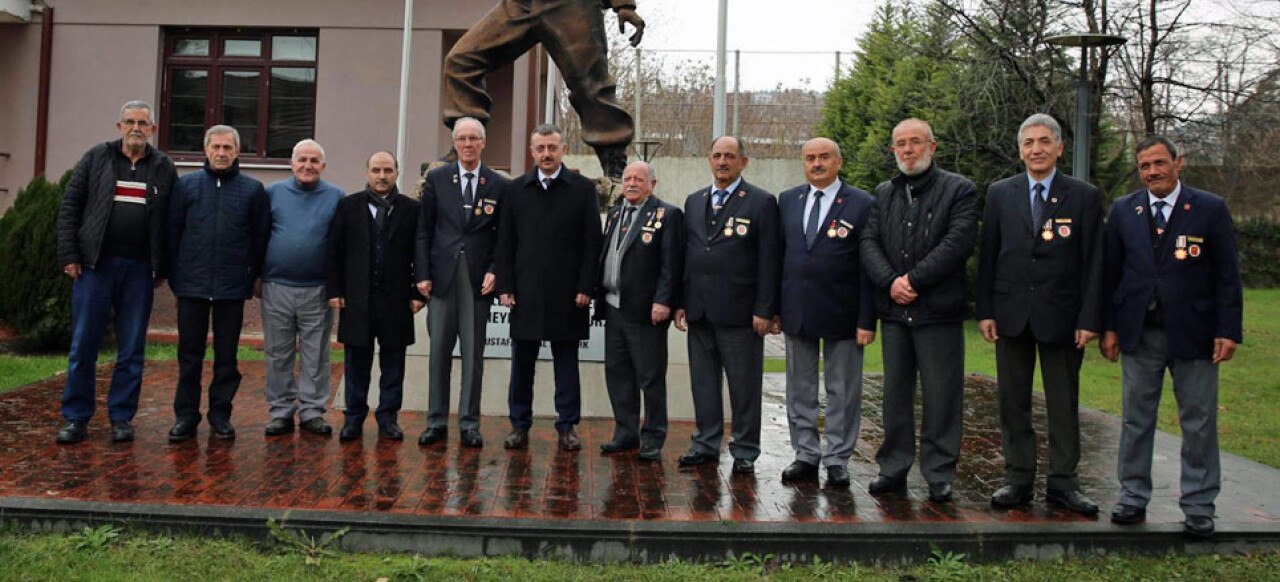 'Gazilerimiz yaşayan abidelerimizdir'