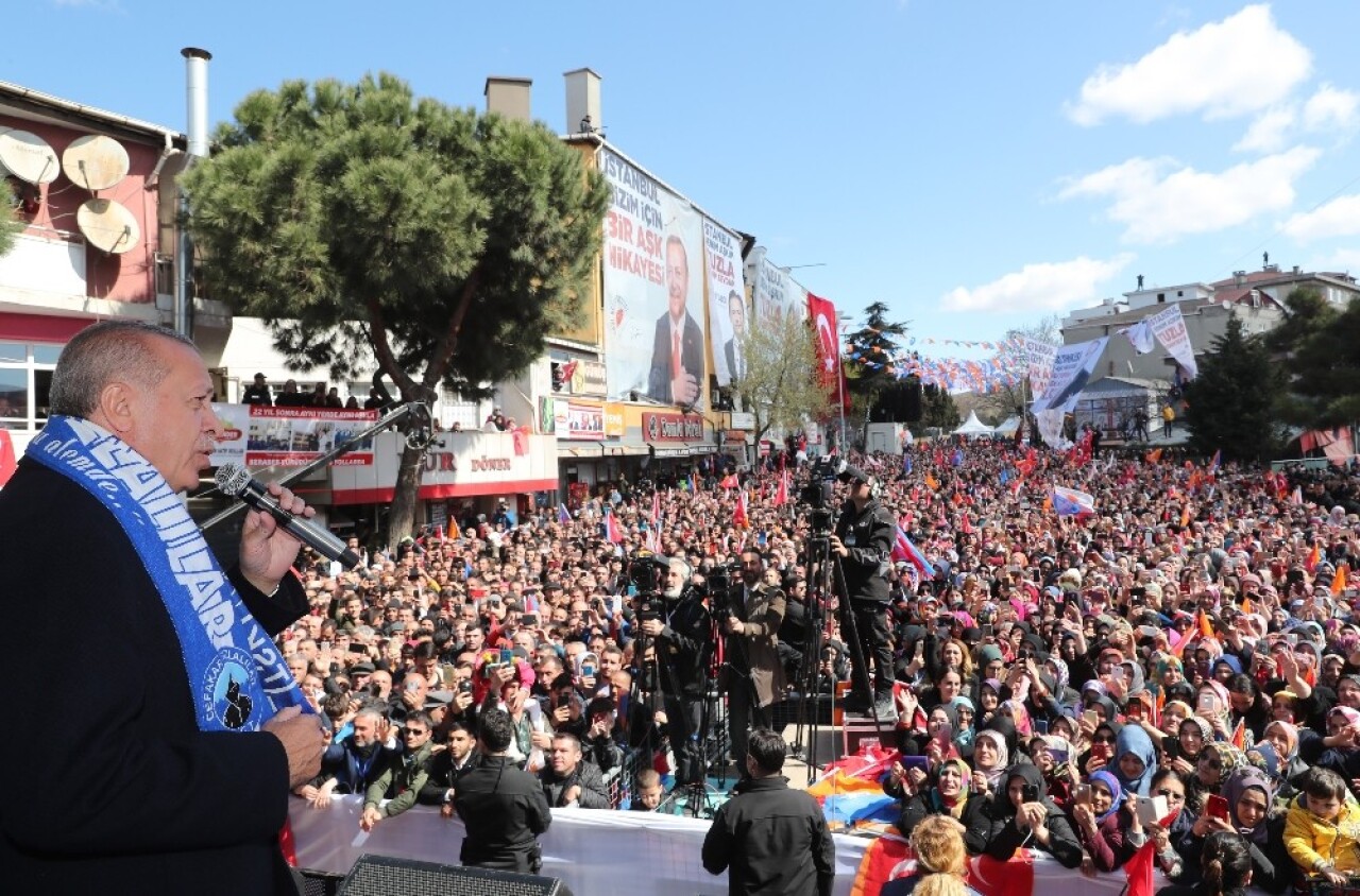 Cumhurbaşkanı Recep Tayyip Erdoğan: "Ankara’da metruk sayılabilecek binada çıkan yangında 5 kardeşimiz yanarak öldü"