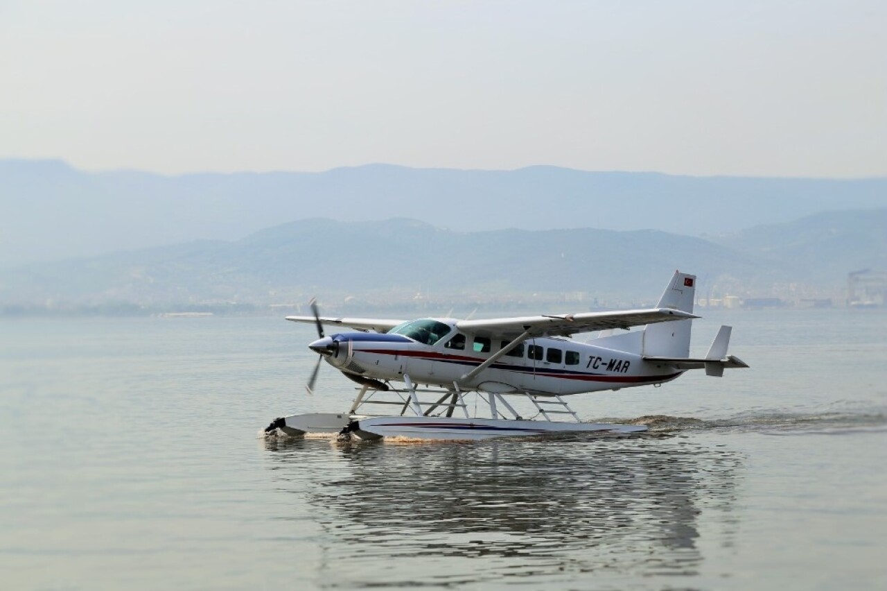 Deniz uçağı ile tüm Marmara kontrol altında