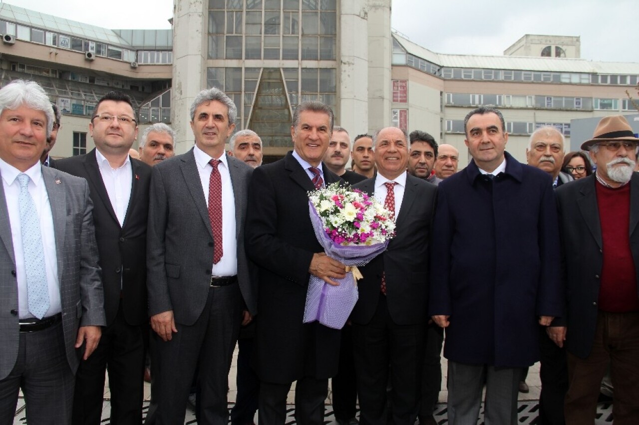 Mustafa Sarıgül Perpa Ticaret Merkezi’nde esnafı ziyaret etti