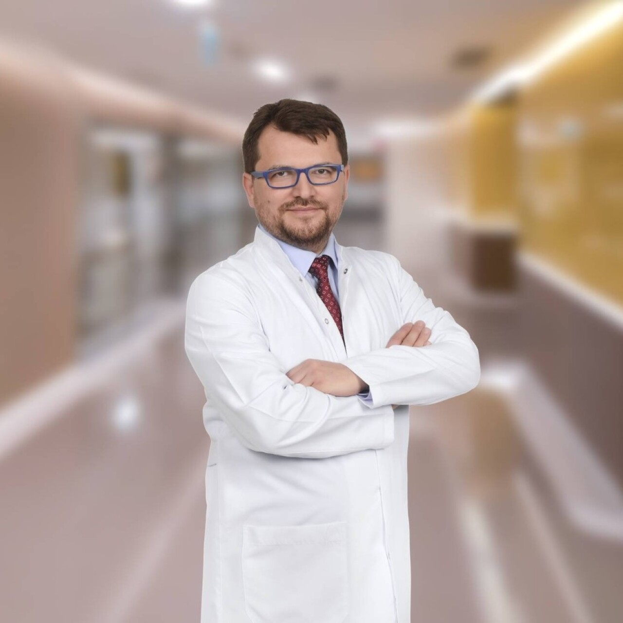Op. Dr. Özkul: "Kıl dönmesi modern tedavi yöntemlerinde hastanede yatmaya ve pansumana gerek yok”
