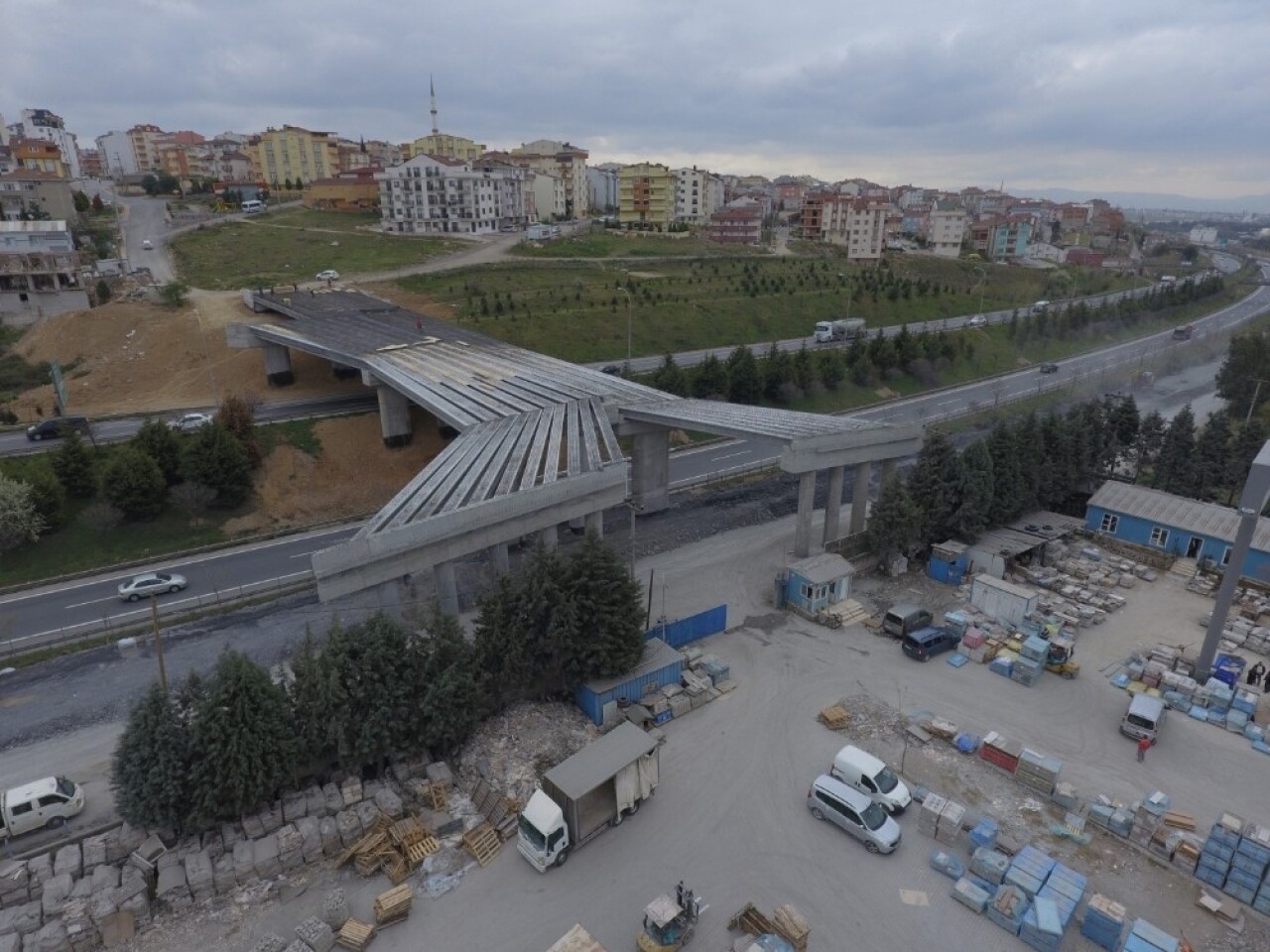 Tuzla-Çayırova bağlantı yolunda çalışmalar sürüyor