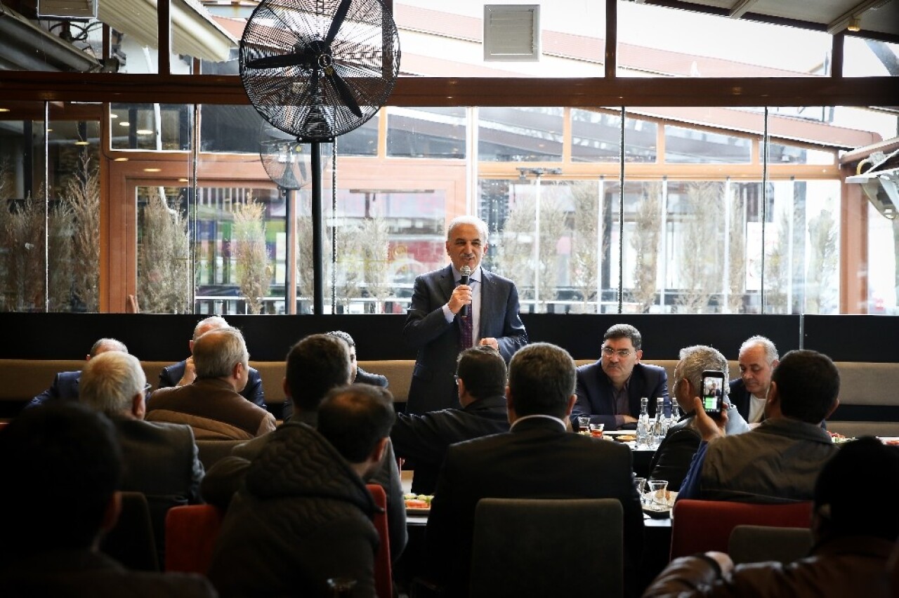 Yıldırım: “Sanayi, üniversite, devlet, yerel yönetimler işbirliğini çok önemsiyorum”