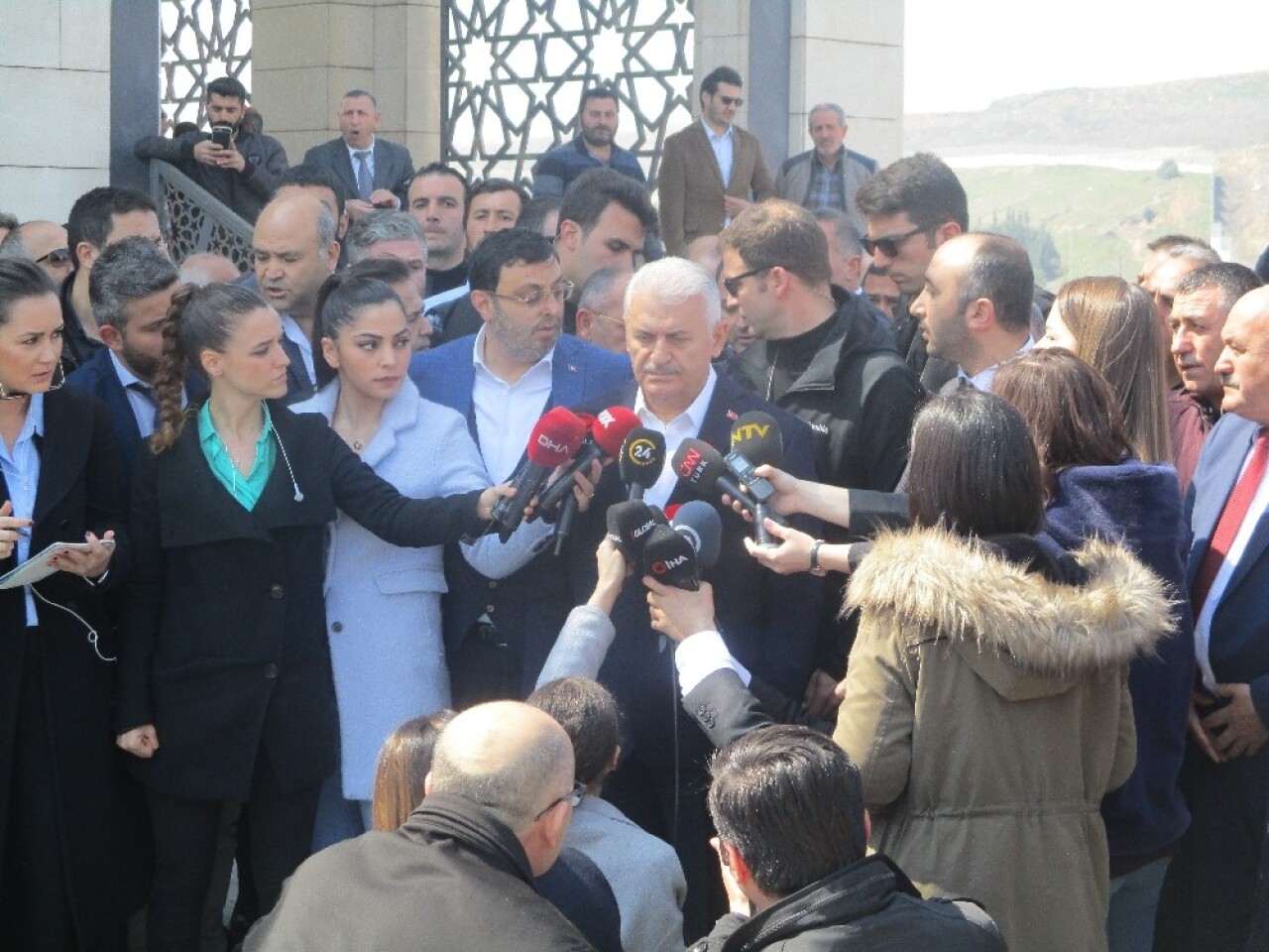 Binali Yıldırım: "Biz sayımın tamamen yapıldığında işin değişeceği kanaatindeyiz"