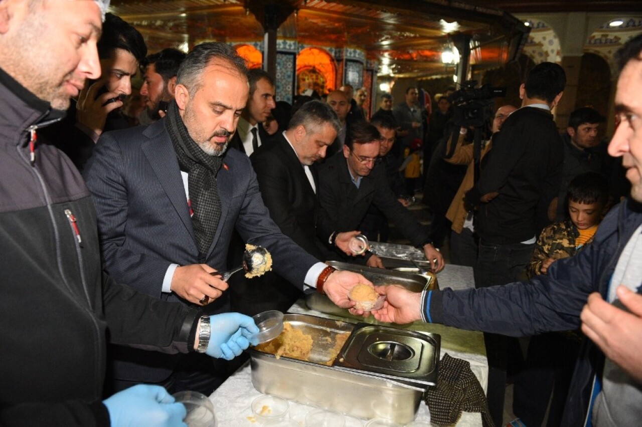 Bursa’da kandil coşkusu