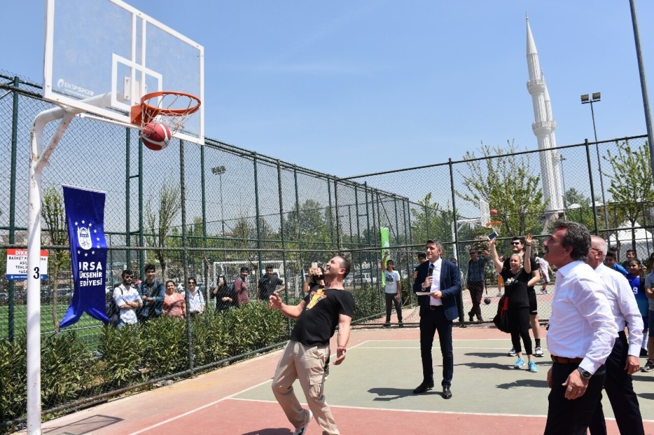 Bursa’da Sokak Basketbolu Turnuvası coşkusu