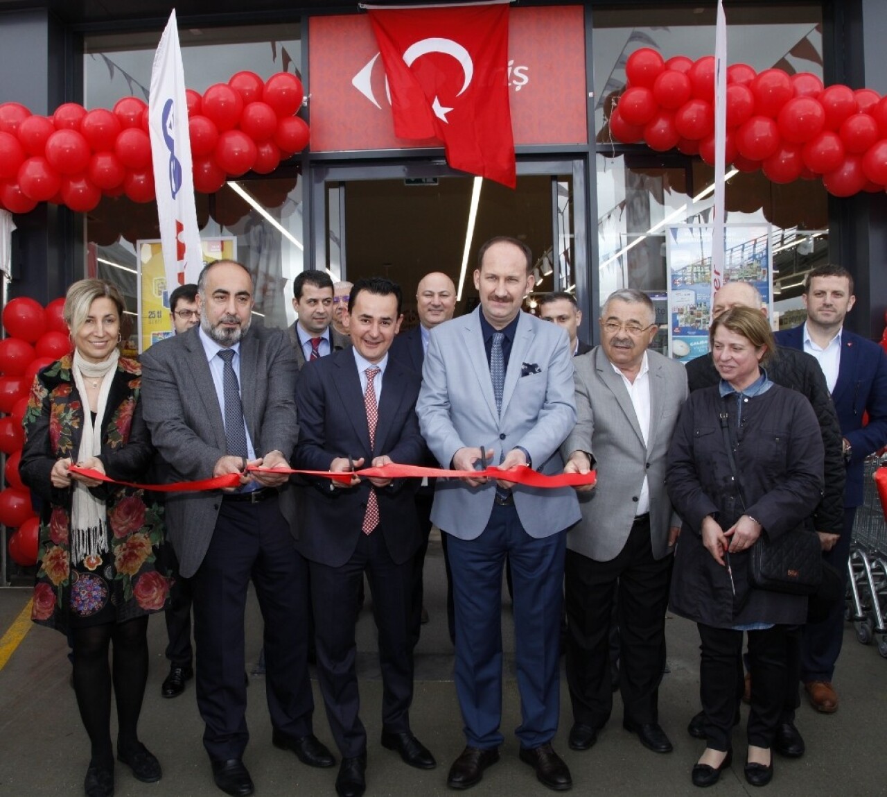 CarrefourSA Kocaeli’deki yeni şubesini Başiskele’de hizmete açtı