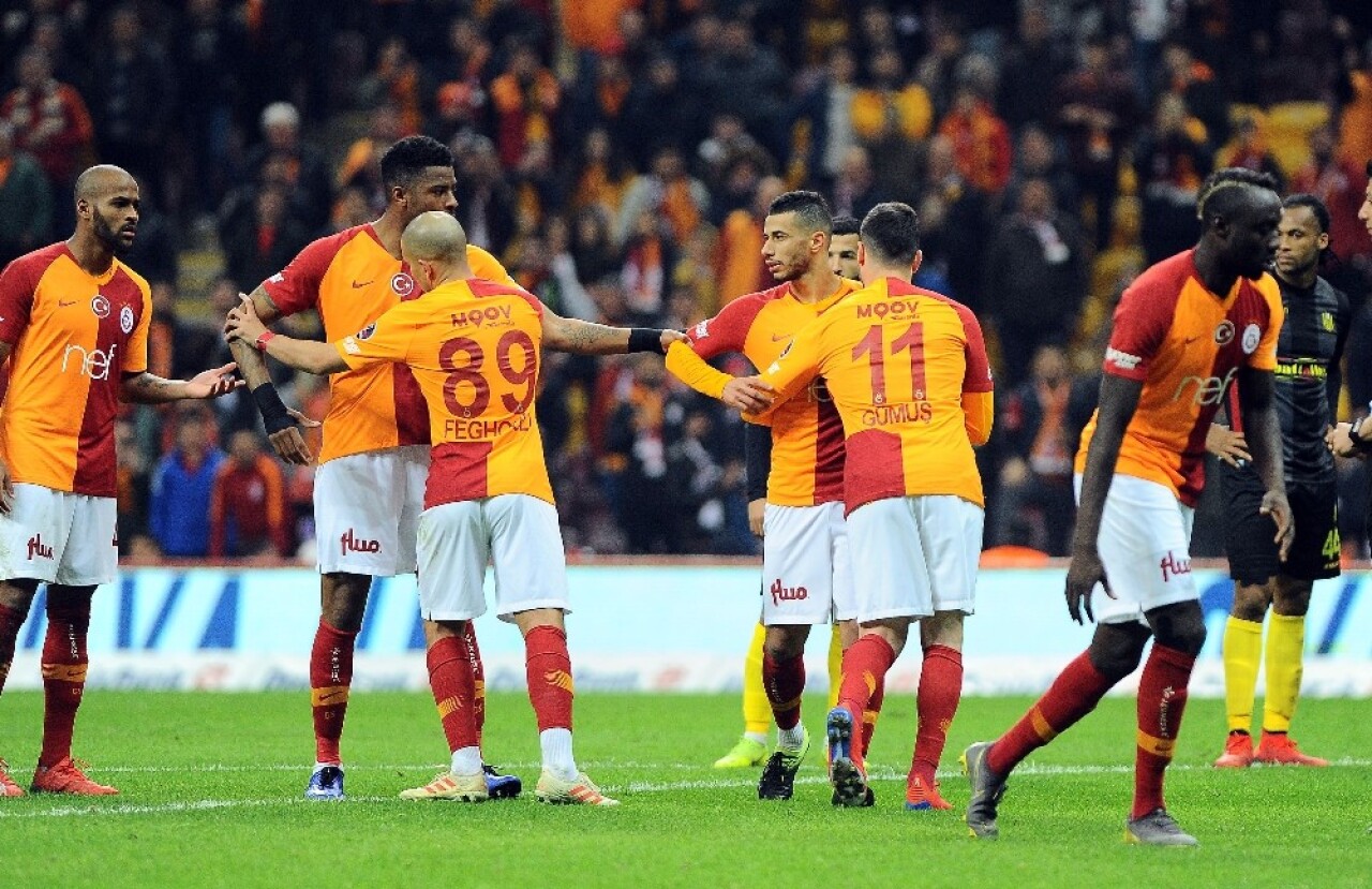 Diagne ile Belhanda arasında penaltıyı atma tartışması yaşandı