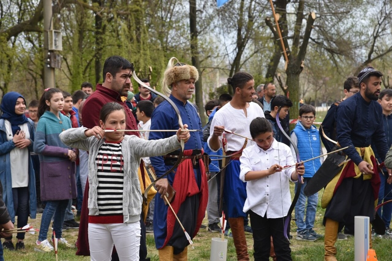 Dursunbey Belediyesi Geleneksel Türk Okçuluğu Kursları Finali Yapıldı