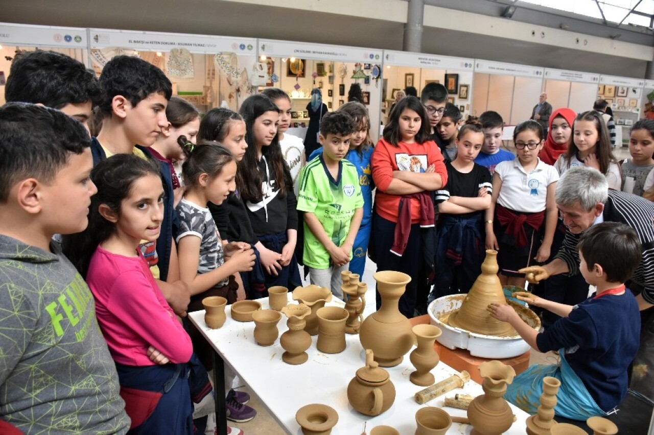 Geleneksel el sanatlarına okullardan büyük ilgi