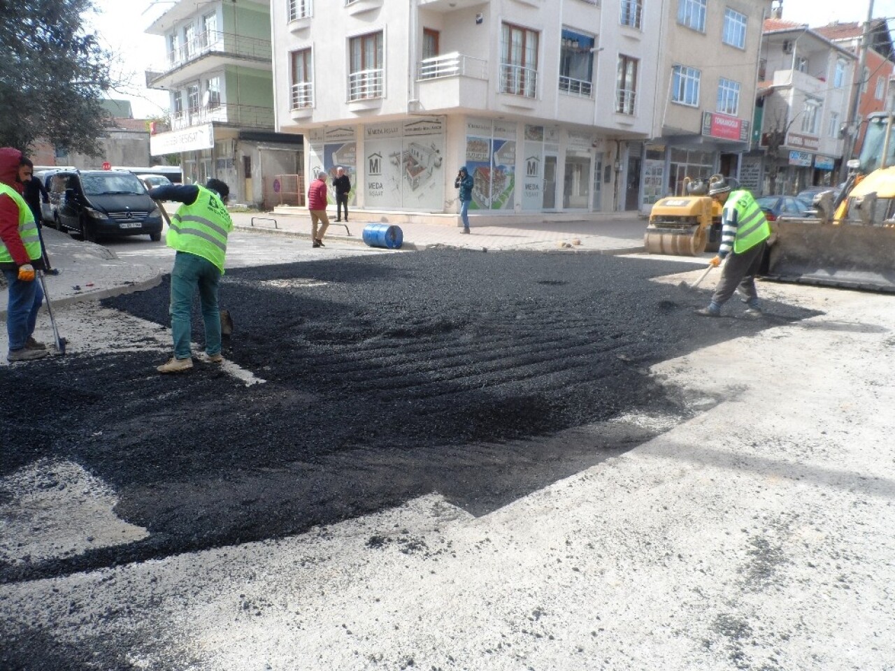 İzmit’te çalışmalar devam ediyor