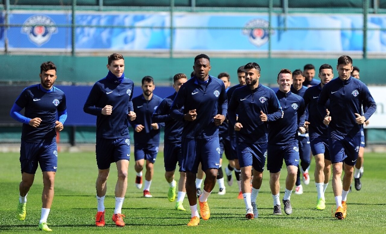Kasımpaşa, BB Erzurumspor maçı hazırlıklarını sürdürdü