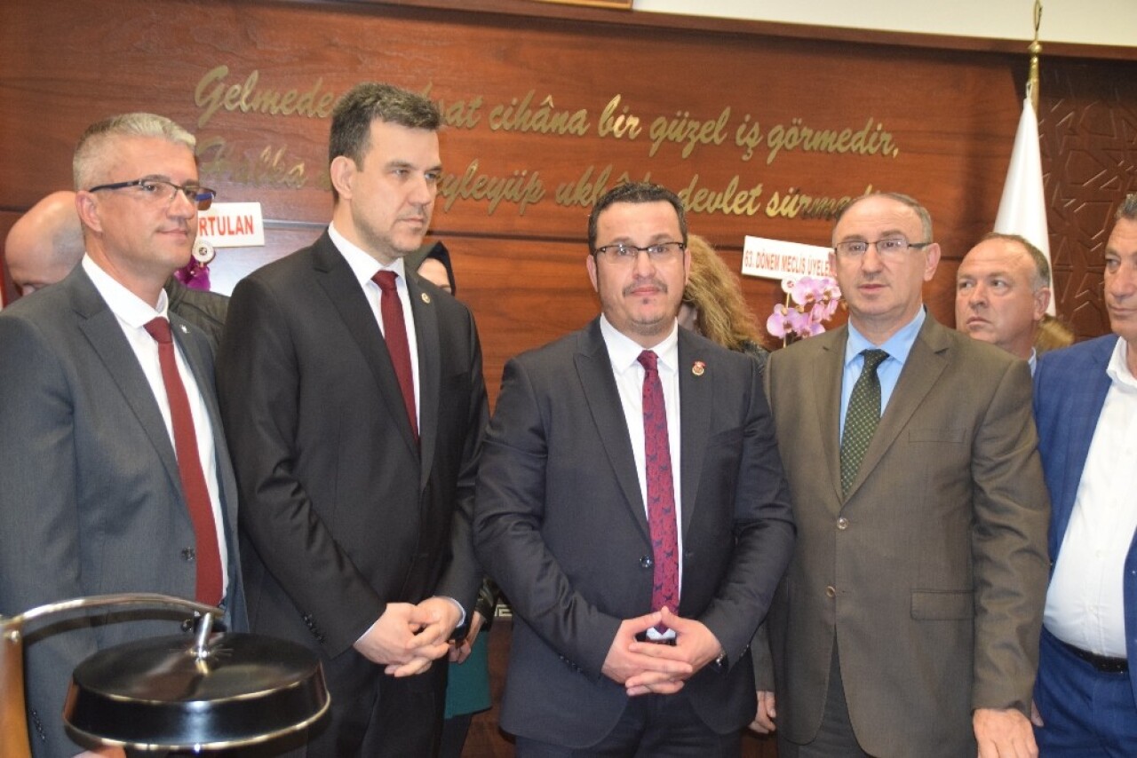 Mehmet Kanar mazbatasını aldı