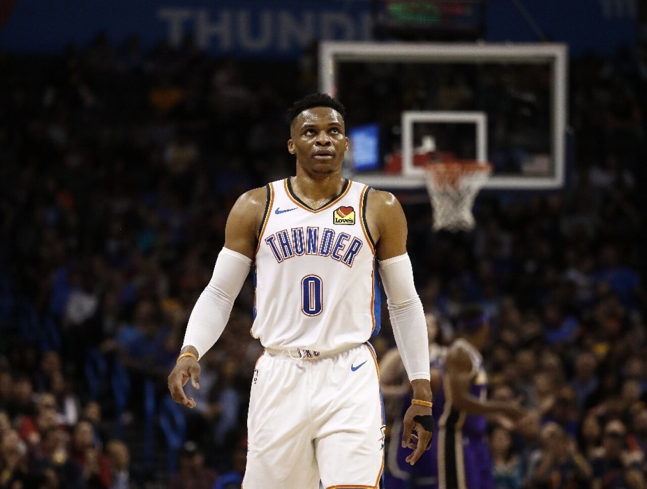 Russel Westbrook’tan tarihi gece