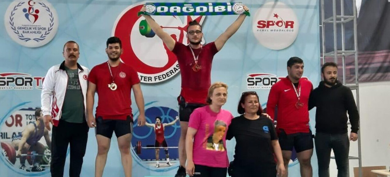 Sakarya Büyükşehirli sporcu Türkiye 2.’si oldu