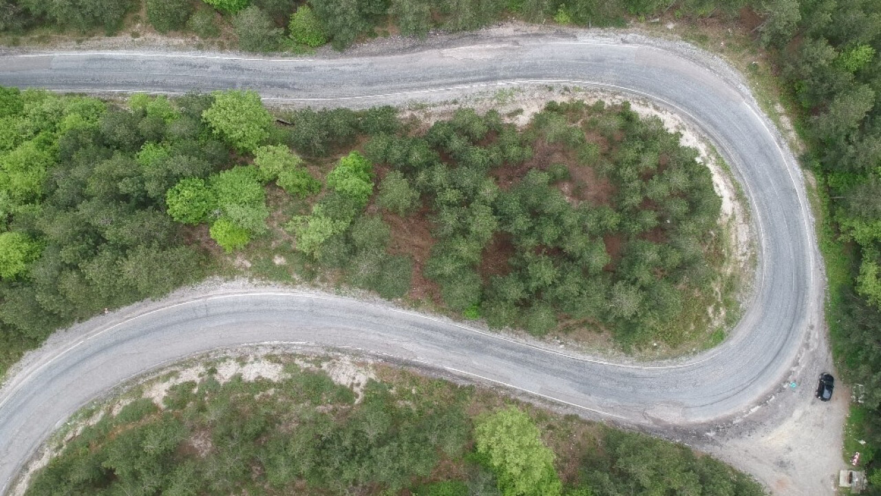 Vatandaşlar Edremit-Yenice yolunun tamamlanmasını istiyor