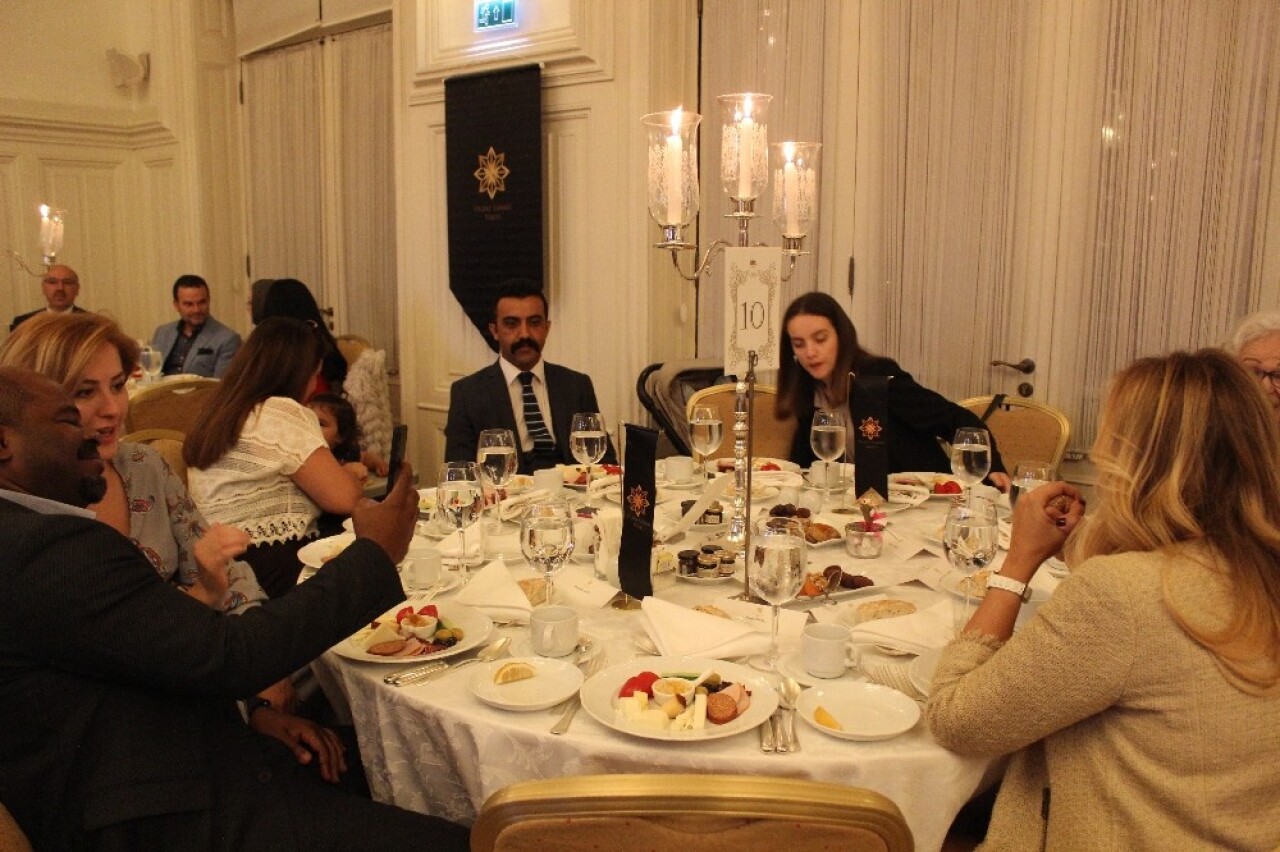 AK Parti Başkanvekili Kurtulmuş, Yıldız Sarayı Vakfı iftarına katıldı