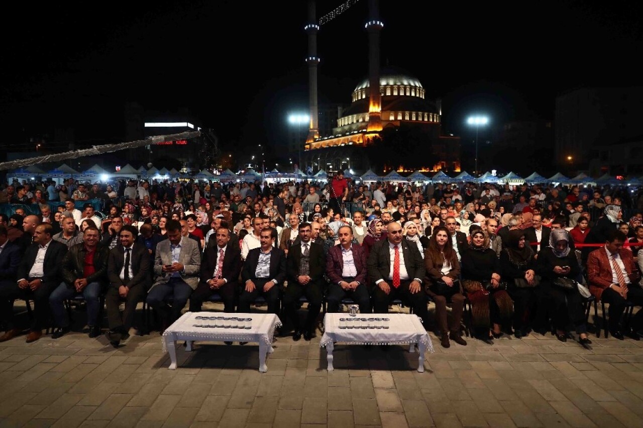 AK Parti Bitlis milletvekilleri İstanbul’daki hemşehrileriyle buluştu