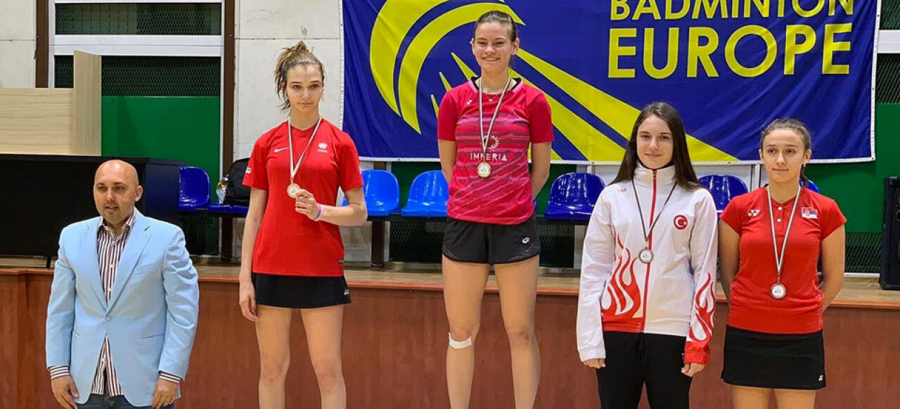 Milli Badmintoncu Ayça’dan bronz madalya